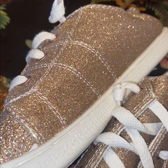 Wonder Nation Pink Glitter Sneakers - Picture 4 of 5